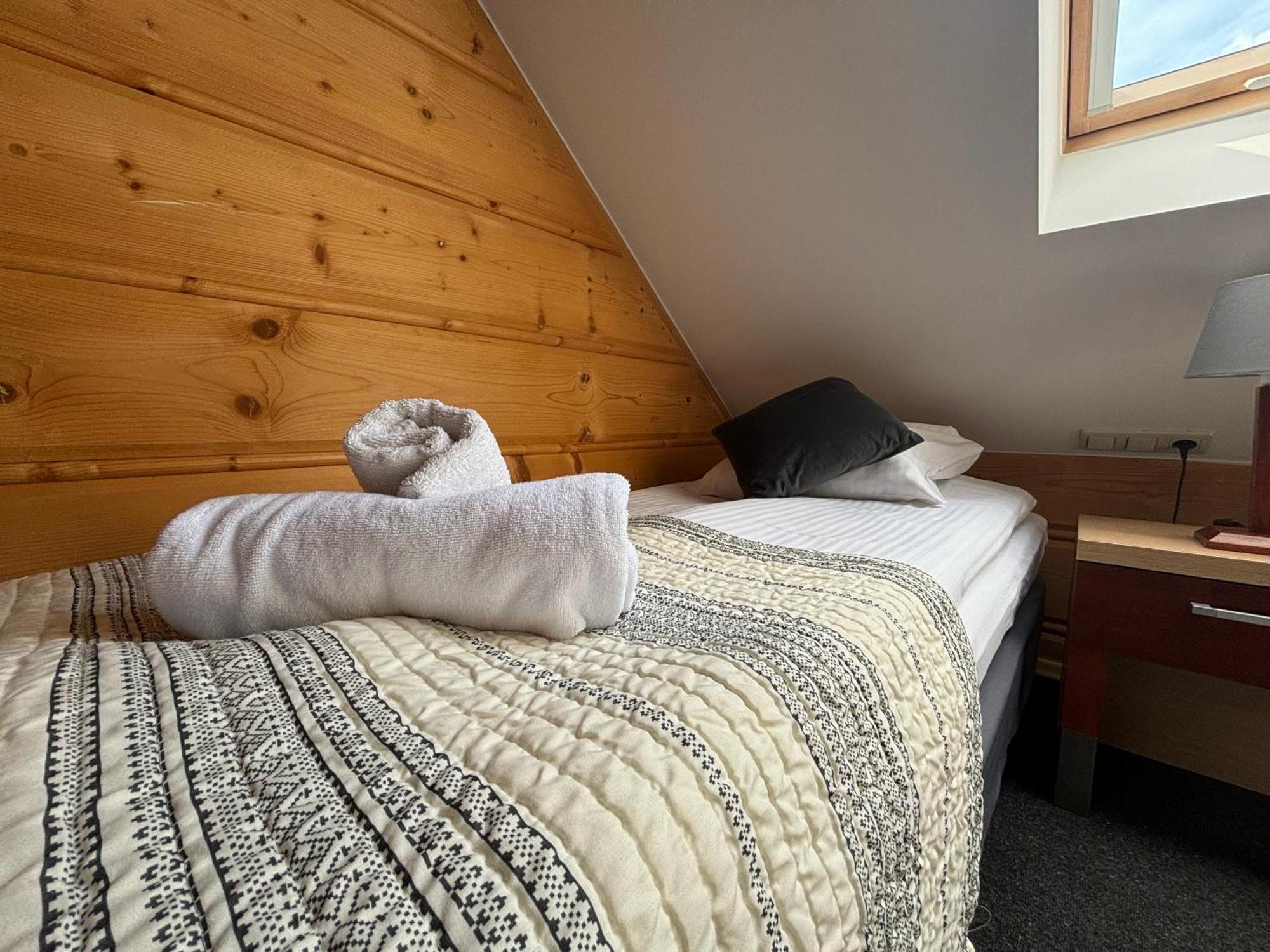 Hotel 365 Келце Екстериор снимка