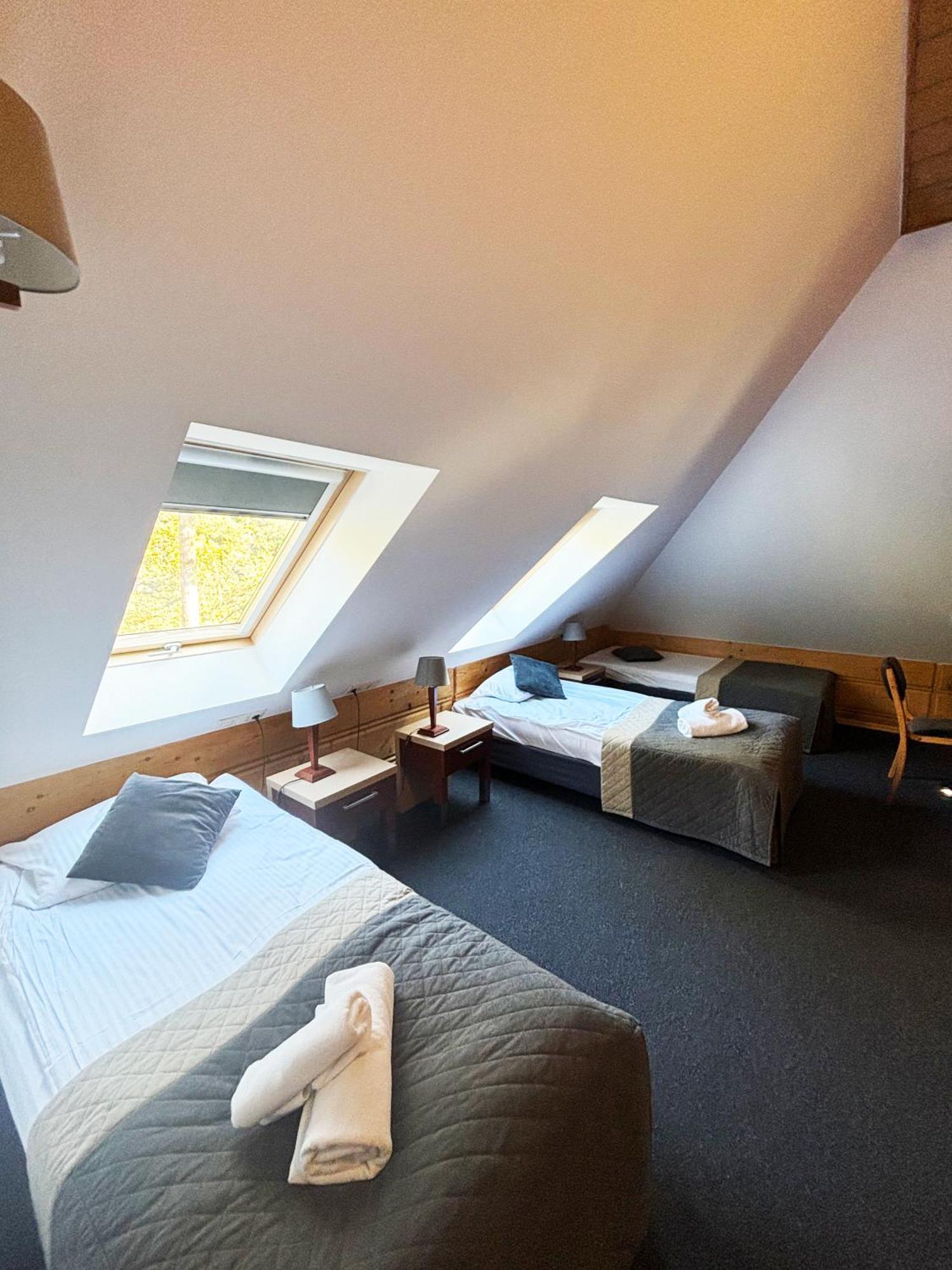 Hotel 365 Келце Екстериор снимка
